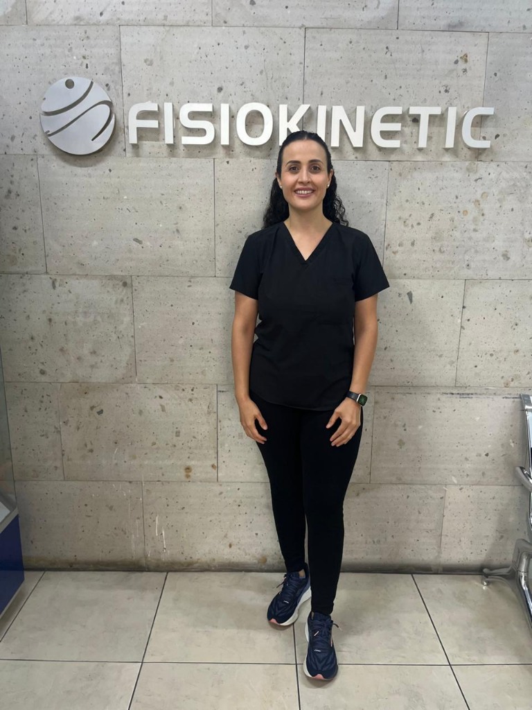 Lic. Claudia Alejandra Lozano Arreola, Fisioterapeuta en Ortopedia y Geriatría